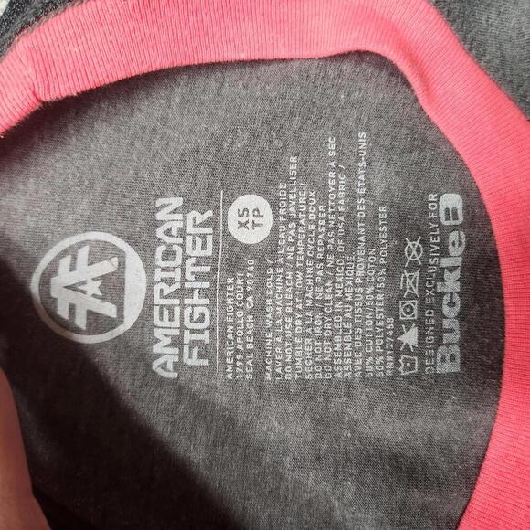 American Fighter Women’s 3/4 Sleeve Tee Size XS Grey/Pink Buckle Style Casual - Picture 6 of 6
